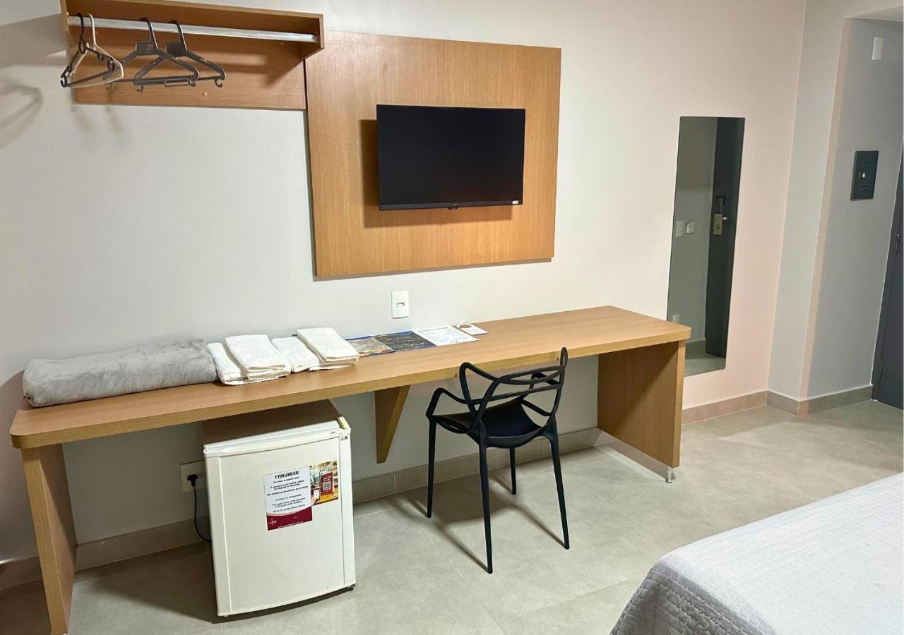 Brasilia Park Hotel Candangolandia Habitación foto